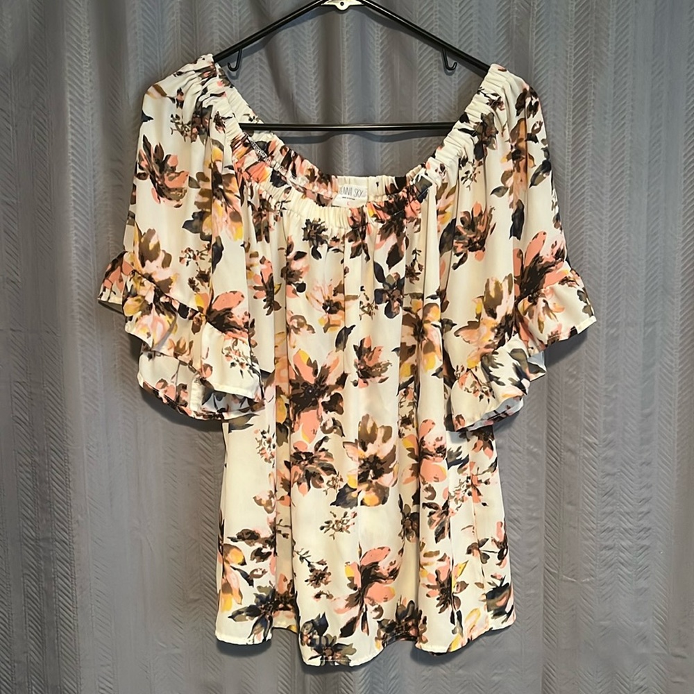Sienna Sky Floral Top